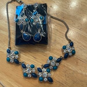 Earring and necklace set new